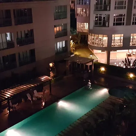 Ortigas 2 Bedroom Corner Unit With 2 Queen Across Shangrila Manila Exterior photo